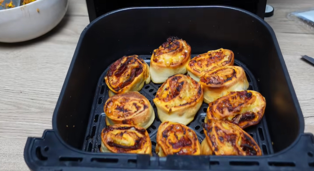 Gerollte scheiben pizza